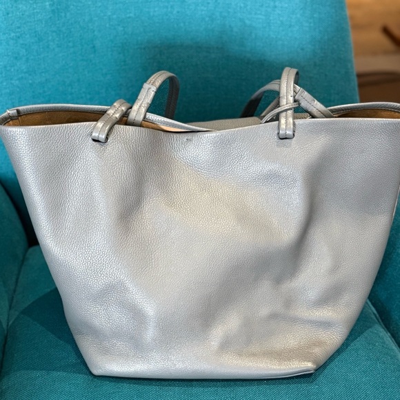 The Row! Park Three Gray Tote - Picture 3 of 6